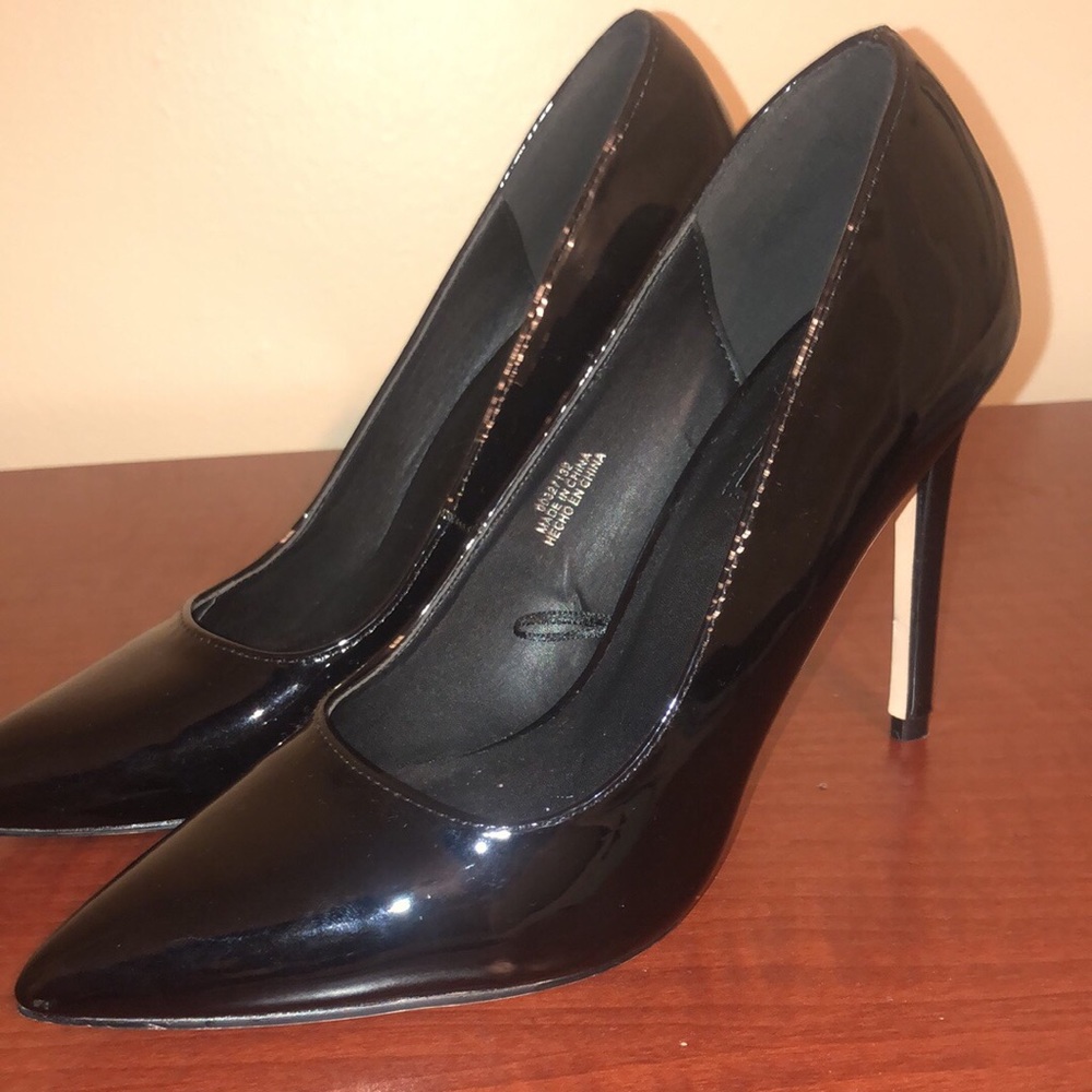 Forever 21 Black Patent Leather Heels